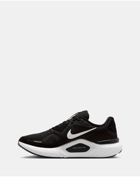 Nike - Structure 26 - Men's