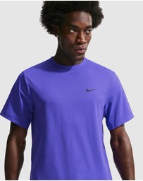 Nike - Hyverse Dri-FIT UV SS Versatile Top