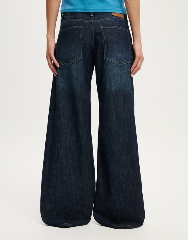 Cotton On - Low Rise Wide Jean