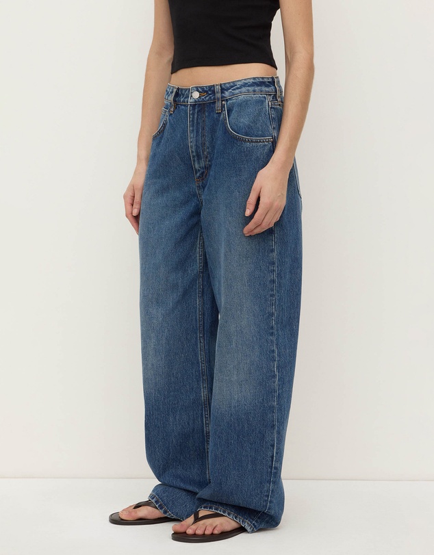 Assembly Label - Low Curve Mid Rise Jeans