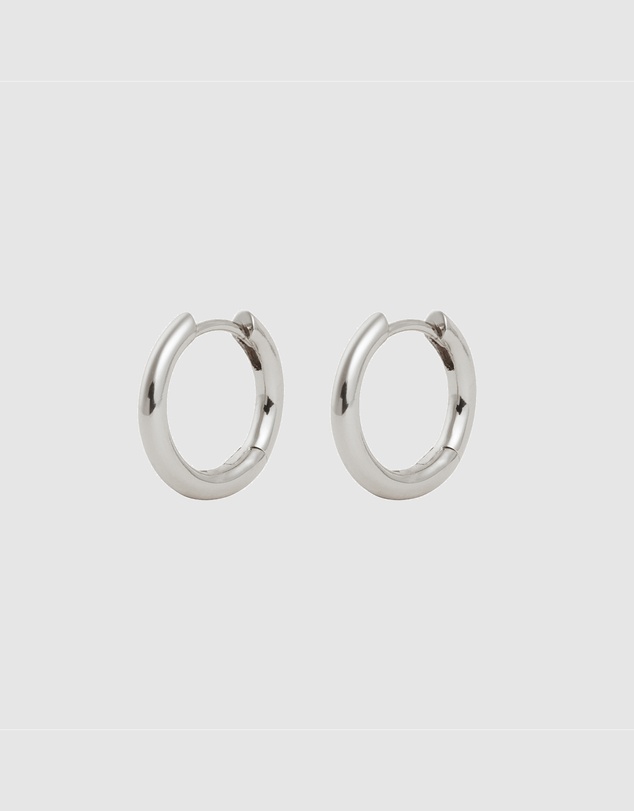 Wanderlust + Co - Classic Silver 10mm Huggie Earrings