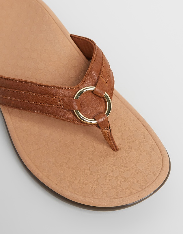 Vionic - Tide Aloe Toe Post - Mocha