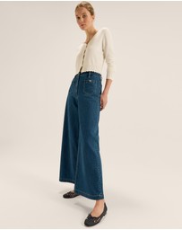 Review - Casablanca Flat