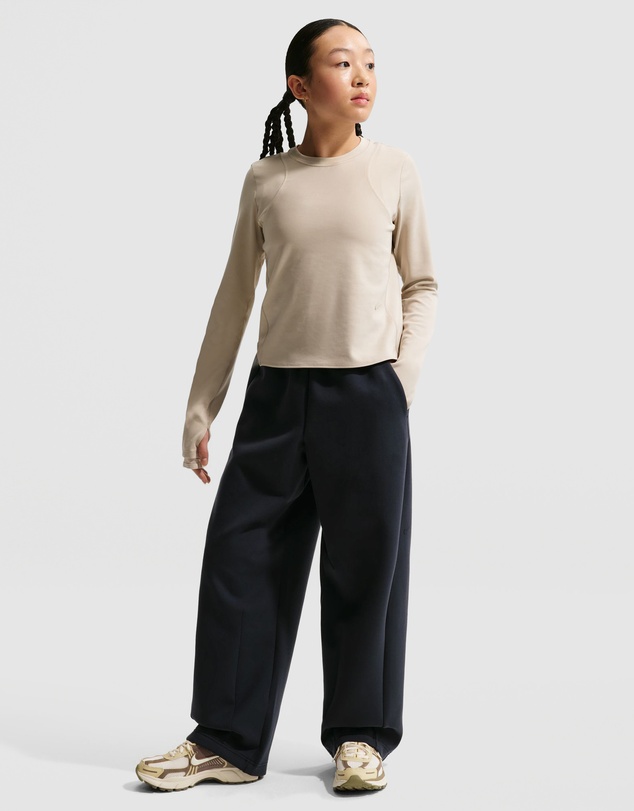 Nike - MAVN High-Rise Therma-FIT Knit Pants - Teens