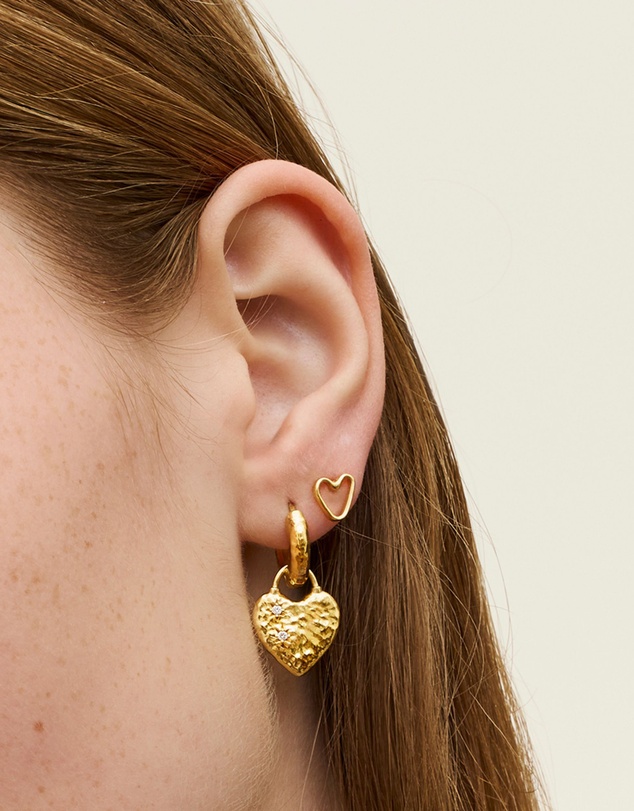 Ottoman Hands - Outline Heart Stud Earrings