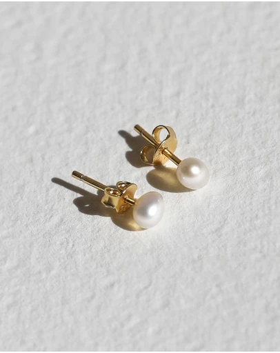 SAINT VALENTINE - Mini Pearl Studs - Gold