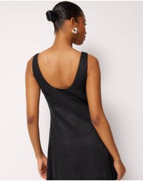 Revibe - Repaired AERE Fern Linen Maxi Dress - AU 10