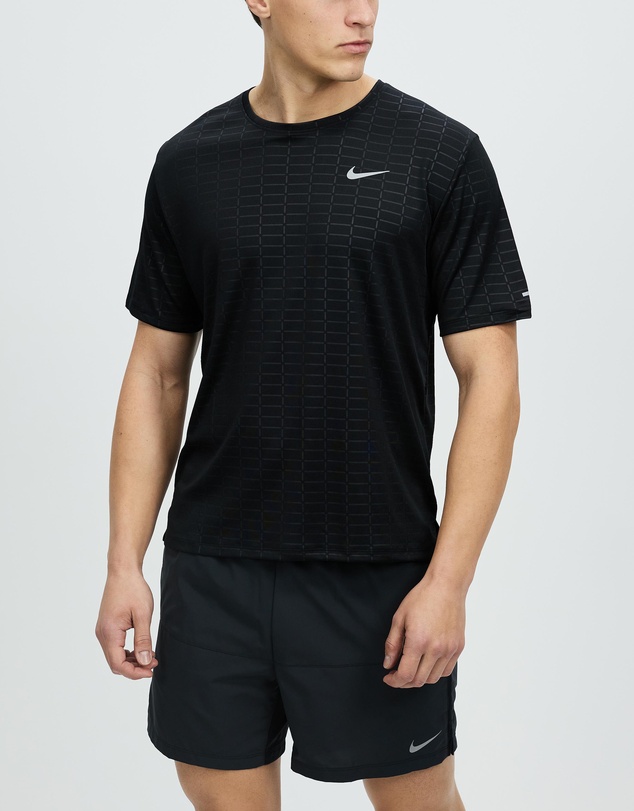 Nike - Run Division Miler SS Tee
