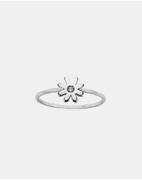 Karen Walker - Daisy Ring