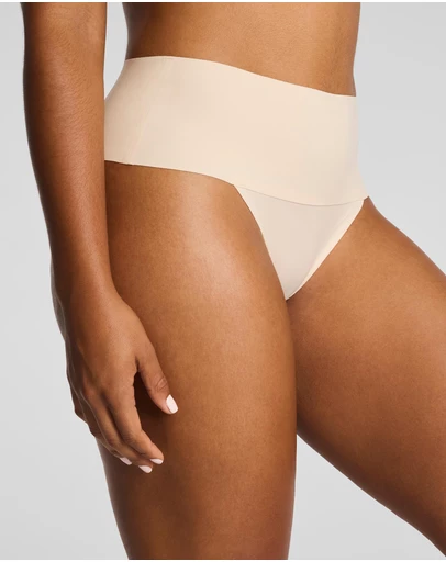 Spanx - Supersmooth UNDIETECTABLE Thong
