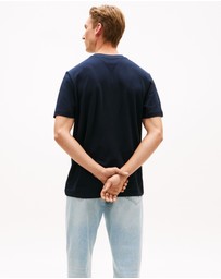 Tommy Hilfiger - Global Stripe Pocket Pique Jersey T-Shirt