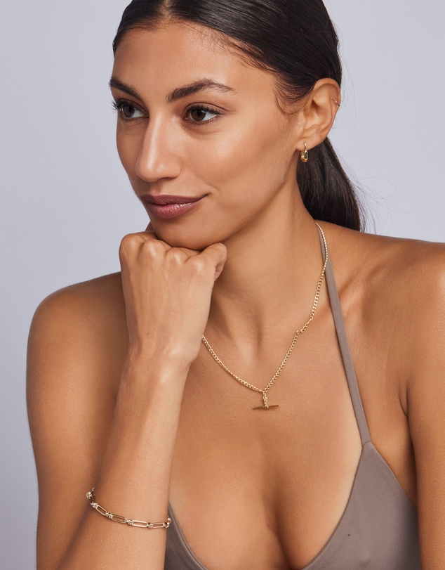 Zoe Olivia - 9K Gold T-Bar Necklace