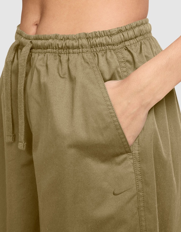 Nike - Street Utility Woven Parachute Leg Shorts