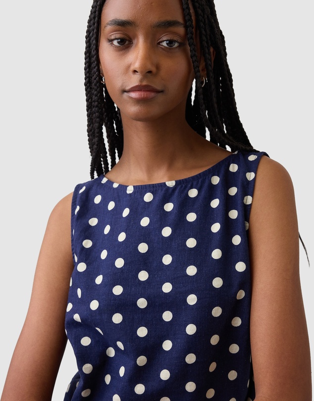 GAP - Sleeveless Shell Top