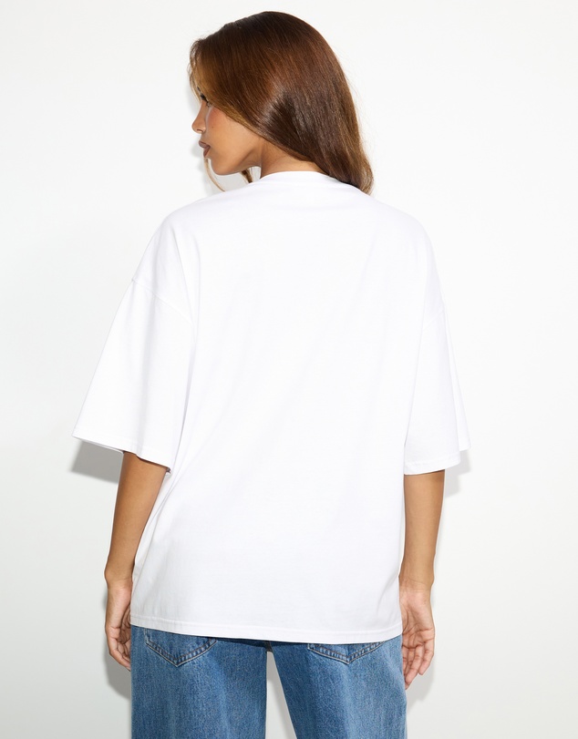 Dazie - Hamptons Country Club Graphic Tee