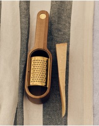 Country Road - Millie Grater