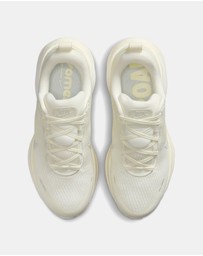 Nike - Vomero 18 - Women's