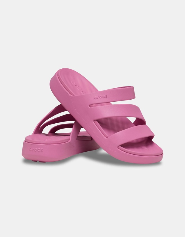 Crocs - Getaway Strappy Sandals - Women's