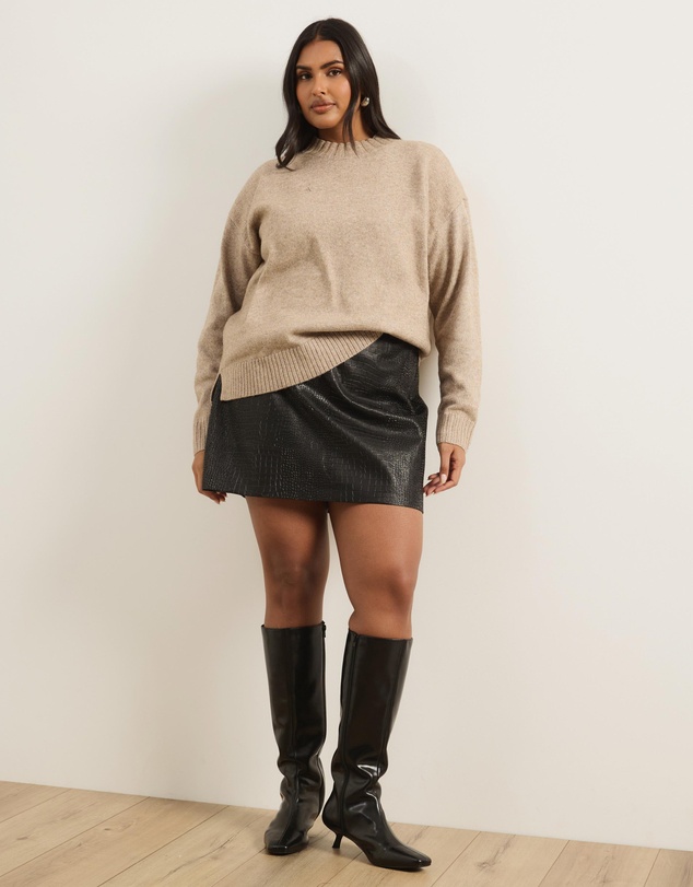 Atmos&Here Curvy - Lyra Leather Look Mini Skirt