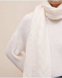 Trenery - Cable Knit Scarf in Marshmallow