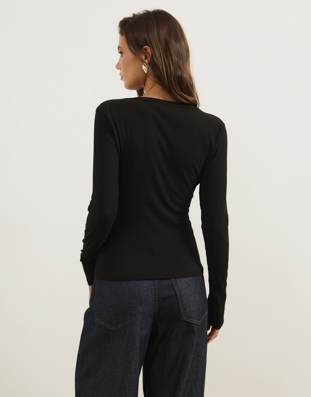 Atmos&Here - Long Sleeve V-Neck Tee
