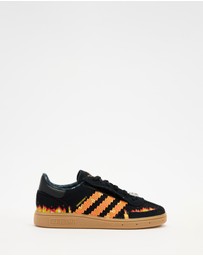 adidas Originals - Handball Spezial Comfort Closure Elastic Lace Shoes - Kids