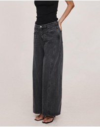 Marle - Cross Stitch Barrel Jeans