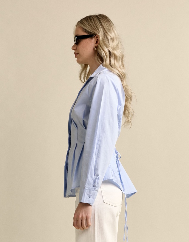 MVN - Fitted Waist Cotton Shirt