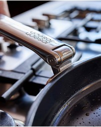 Joseph Joseph - Space Steel Non-stick Stainless-steel Frying Pan with Folding Handle - 28cm