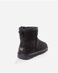 Ozwear Connection Uggs - Ugg Classic Mini Boots (Water Resistant)
