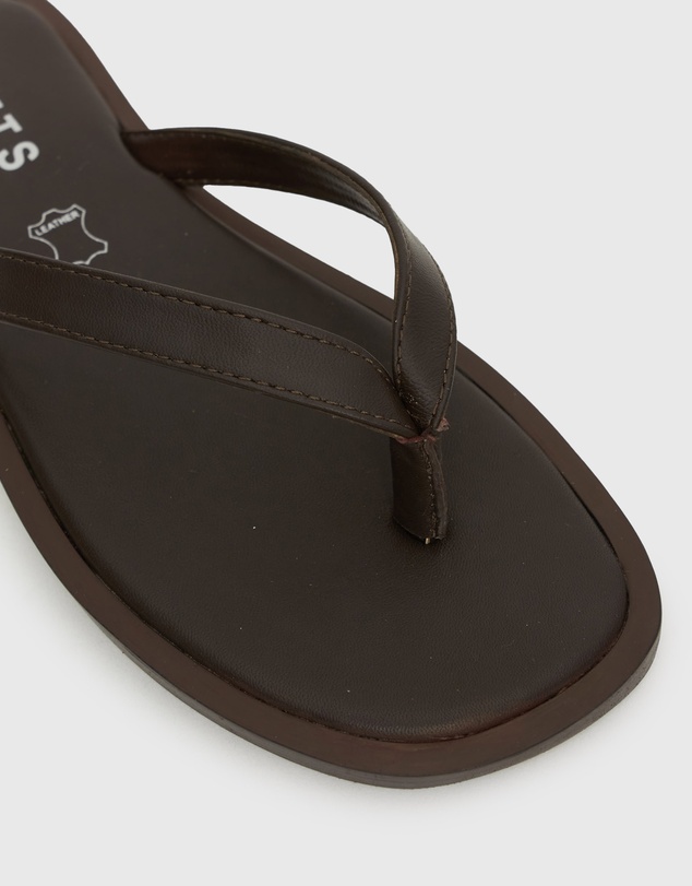 Betts - Crush Leather Thong Sandals
