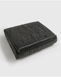 Country Road - Toba Throw