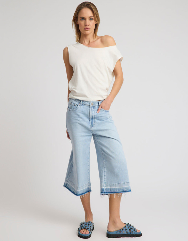 ONE TEASPOON - 720'S Mid Waist Super Long Length Boyfriend Denim Jorts - Blue Latte
