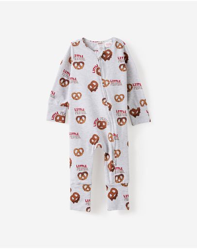 SNOW MARLEPRETZELS
