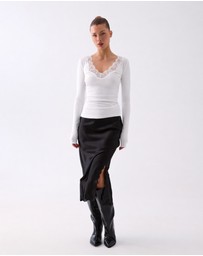 Style Addict - Lia Lace Trim Long Sleeve Top