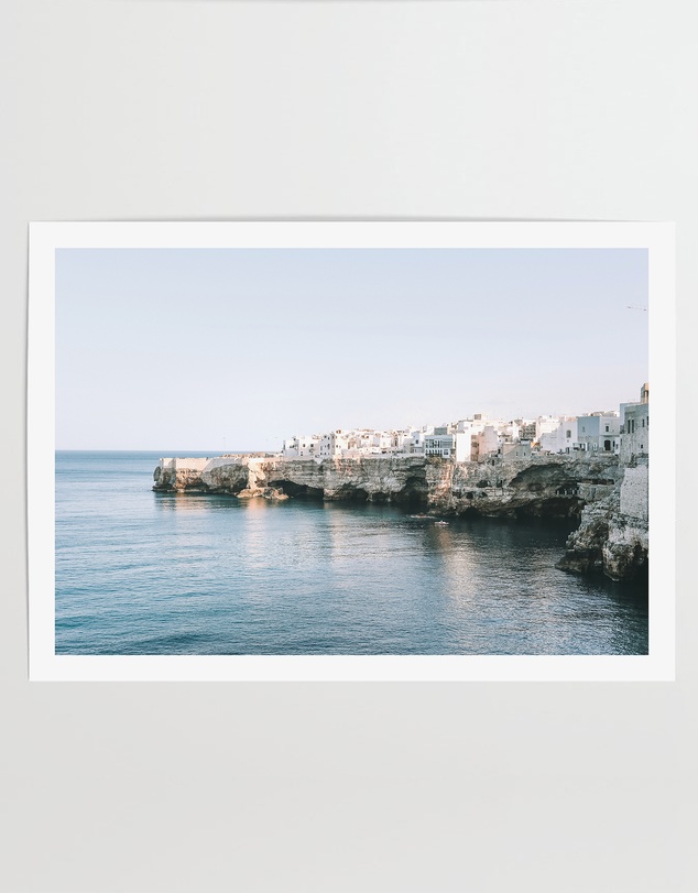 LEGGERA - Whitewashed Puglia Coastline Print