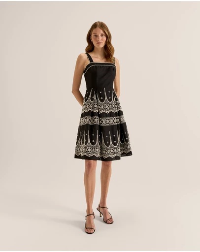 Review - Florida Embroidered Sun Dress