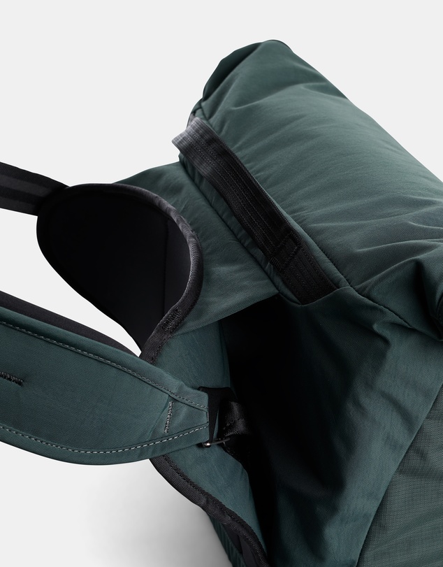 Bellroy - Venture Messenger 14
