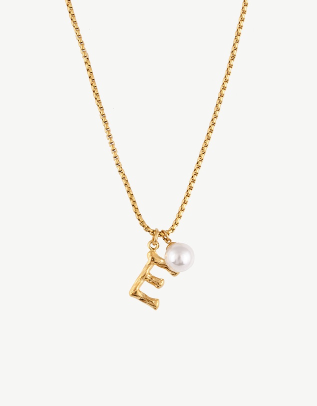 Zahar - Pearl Letter E Necklace