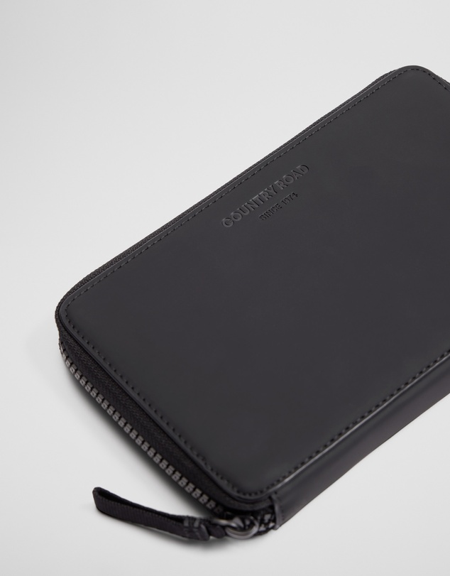 Country Road - Travel Wallet