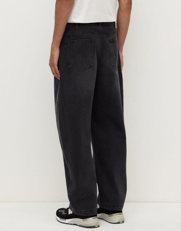 Assembly Label - Barrel Leg Jeans