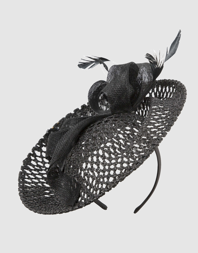 Max Alexander - Black Plate Racing Fascinator