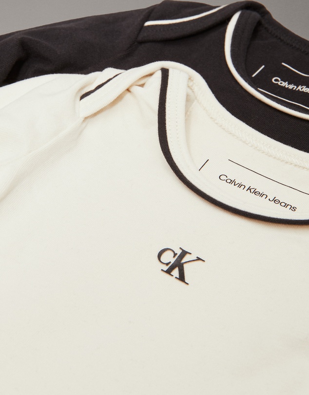 Calvin Klein Jeans - Newborn Bodysuit and Bib Giftpack