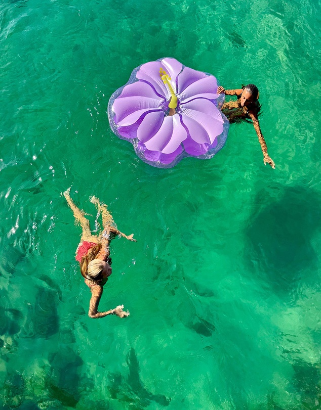 Sunnylife - Luxe Lie-On Float Hibiscus