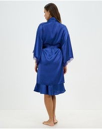Sainted Sisters - Scarlett Silk Kimono