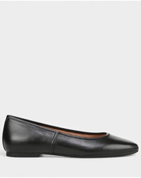 Vionic - Orinda Ballet Flat - Black Nappa