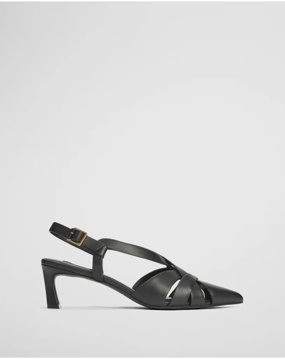 Country Road - Mila Heel