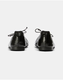Tony Bianco - Chelsea Flats