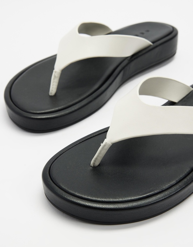 AERE - Leather Platform Thongs
