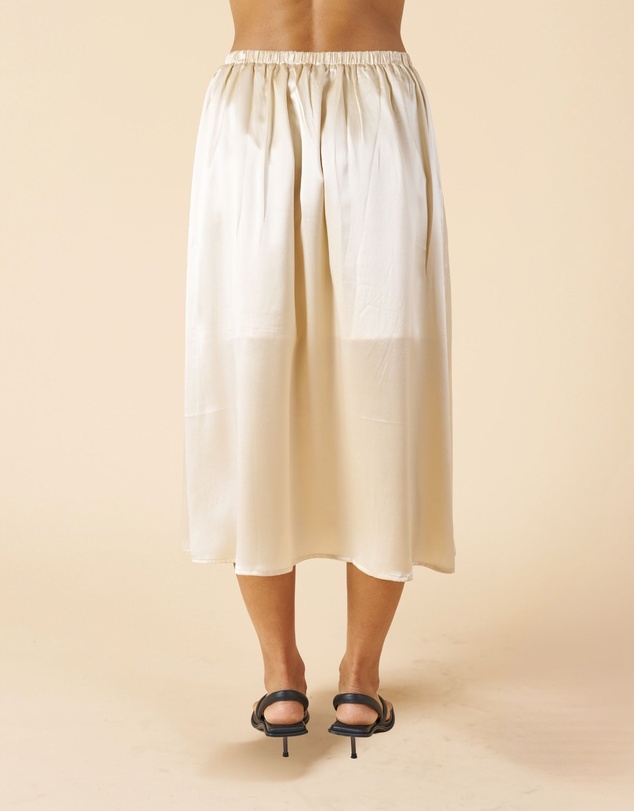 CAMIXA - Maddie Silk Midi Skirt